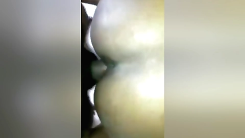 Indian hibati goes to seduce the guy in the form of sex