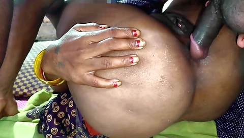 Babushka is a great indian woman with big booty and big boobs