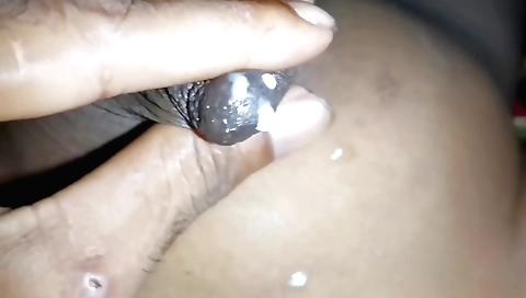 Indian bhabhi gives a handjob to a young guy and fucked