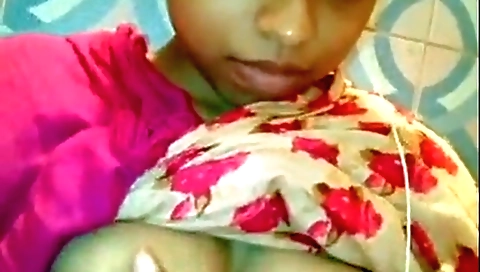 Amaturous brunette naked solo video with me showing boobs