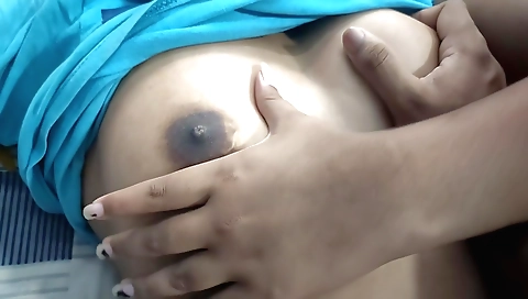 Mallu hot bhabhi boobs press hot mallu couple boobs press