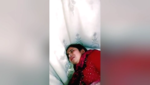 Indian hottie has a big-assed and hot ass from a cumshot on her