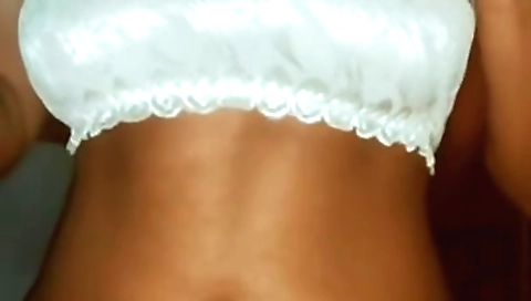 Indian girl gets a blowjob and handjob in amateur porn clip