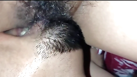 Hairy pussy of the young chick is ready to be penetrated