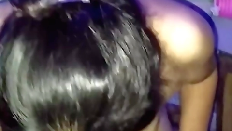 Indian hottie sucks and swallows cum from her cummulative sex