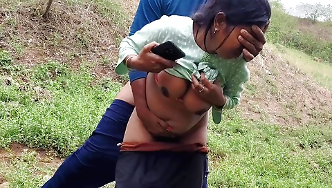 Indian brunette gets her cunt fucked in the jungle