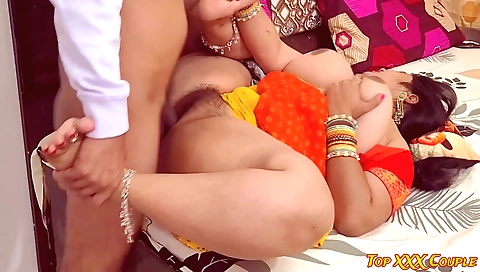 Amateur brunette with a sexy hairy pussy gets fucked