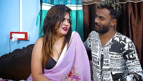 Redheaded milf fuckmate with lots of love in her pussy