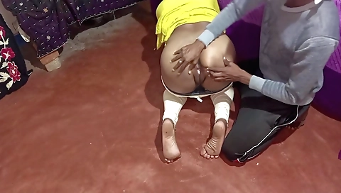 Indian webcam video with a sexy brunette and some sex