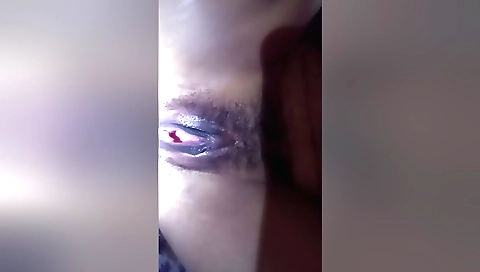 Indian amateur girl is fucking in the bedroom 2018