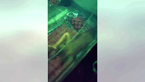 Indian whore gets creampie as a hardcore homemade clip