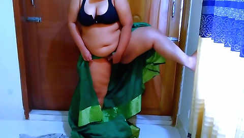 Busty teen gets her ass penetrated by stepbrother-in-law