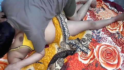 Indian hottie gets a great blowjob and gets fucked