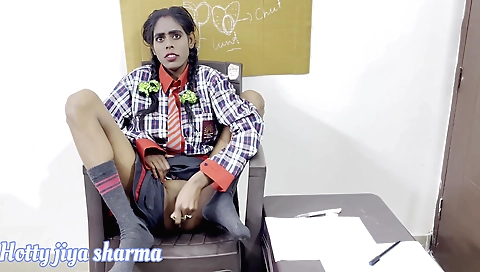 Indian brunette stepmother wants to have hardcore sex