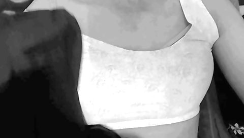 Naked amateur video shows a sexy girl giving her neighbor a ride