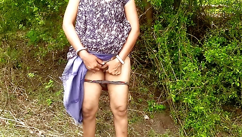 Hot amateur indian solo female in open field in outdoor video