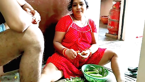 Amateur milf with a beautiful milf video with a girl