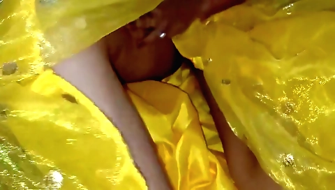 horny desi auntie gets fucked in a hot amateur sex clip