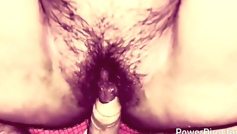 Indian mature lady gets fucked in bedroom for amateur video