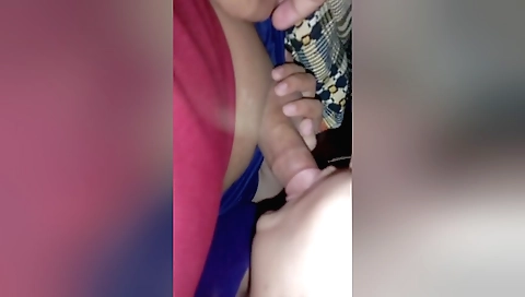 Amateur wife in the morning gets on top of her man