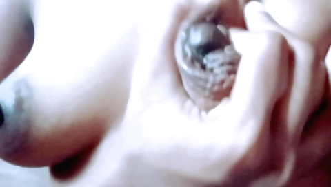 Indian girl suck milk full boobs and gets her pussy licked