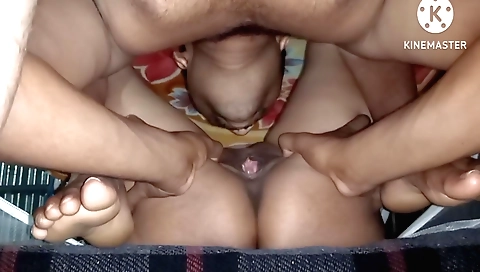 Amateur wife gets her pussy penetrated and creampie