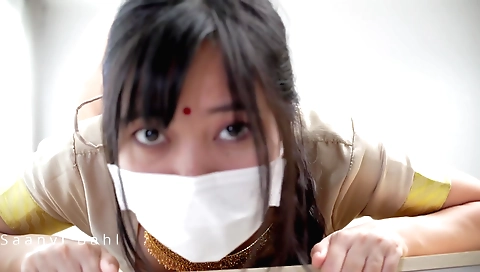 Amateur brunette with a great natural ass and a good turn on