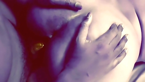 Indian porn video showing a hot mature girl getting fucked