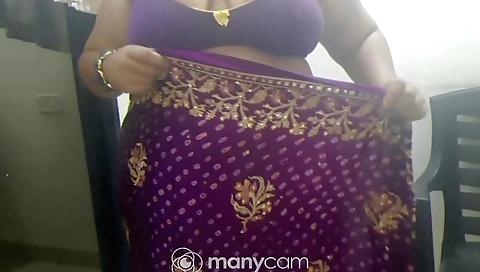 Horny Desi Indian Seducing Her Boss On Video Call 2