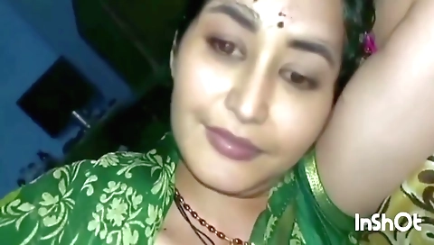 Indian brunette enjoys a couple of sex relations in this vid