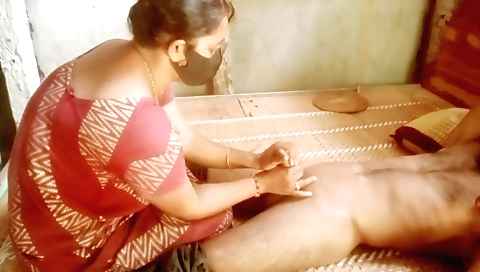 Indian beauty gets her pussy fucked on the bed in an amateur scene