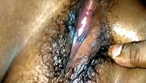 Indian girl gives first time homemade action video