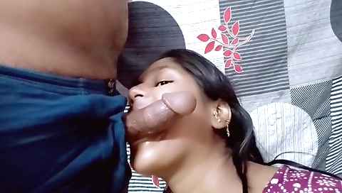 Indian girl with small tits is getting penetrated by a dude
