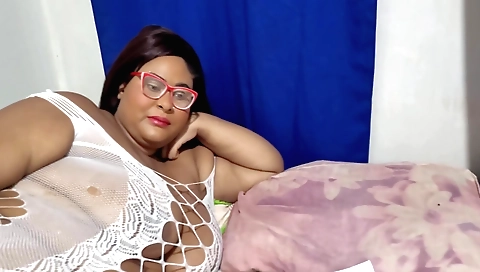 Teacher fucks her 18-year-old student in her classroom