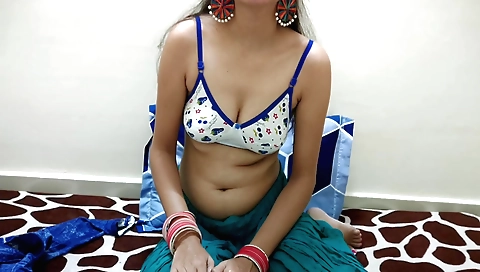 Amateur brunette wife cheating with her ex-boyfriend