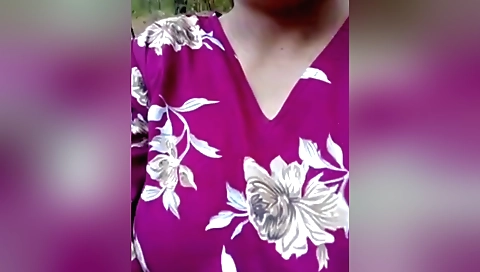 Amateur solo video with sexy boobed girl in outdoor park